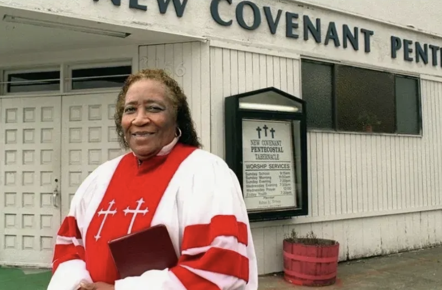 Dr. Edna E. Travis, Founder